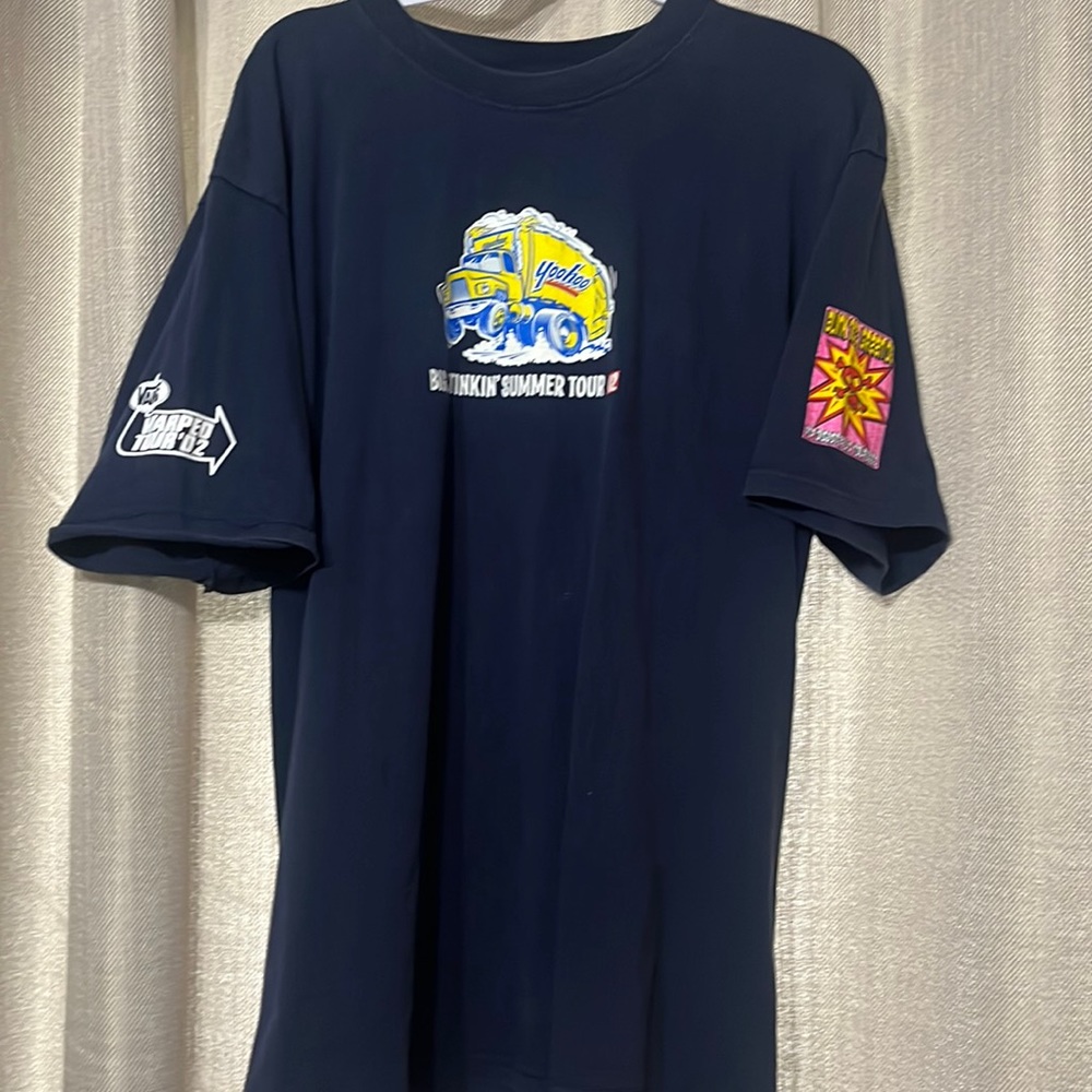 Mens XL yoohoo Big Stinkin summer tour 02 t-shirt